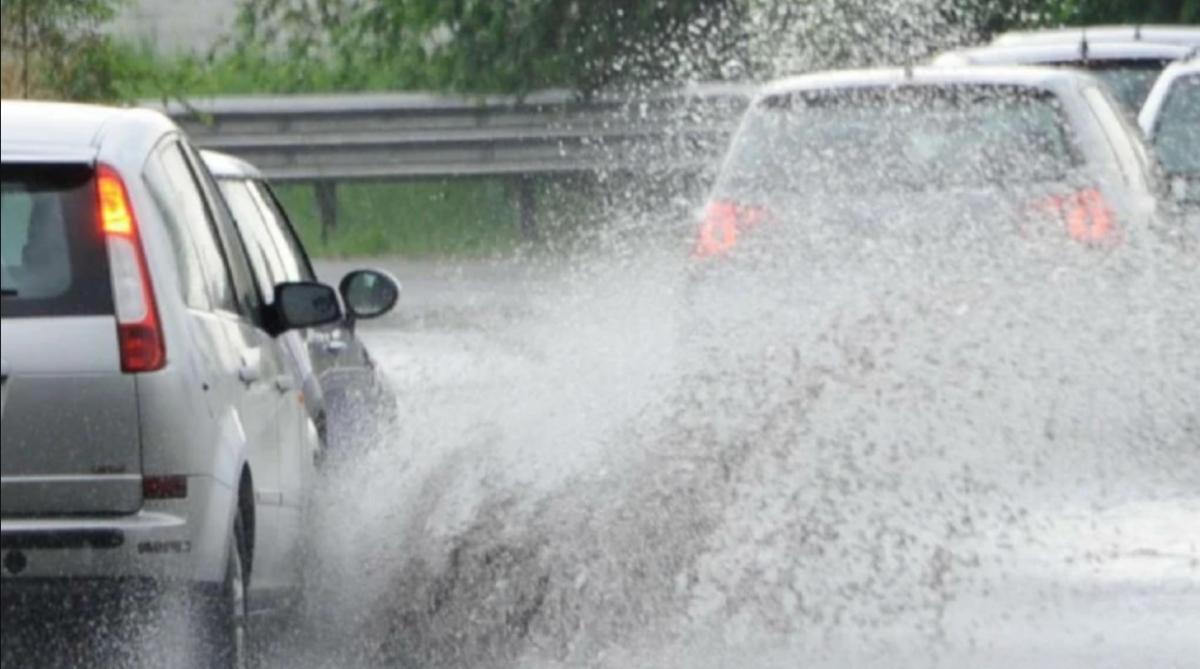 Maltempo in Italia, scatta l’allerta arancione: scuole chiuse, ecco dove