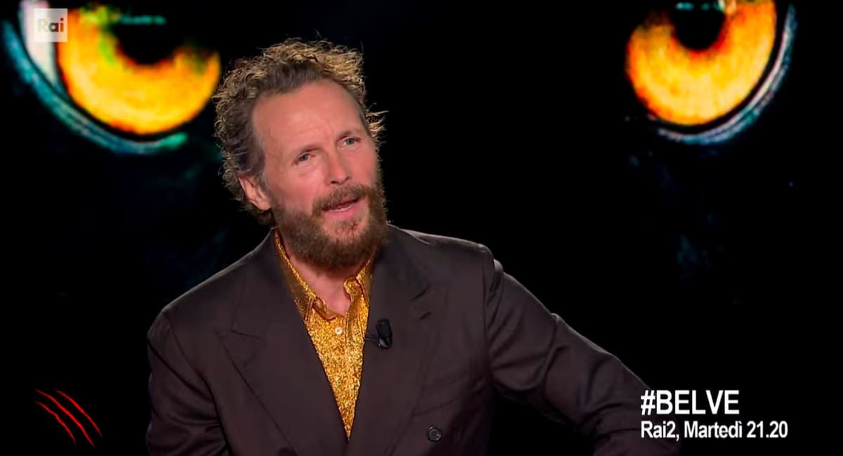 “Sono un uomo elegante”. “Belve”, Jovanotti glissa sul flirt con la famosa Vip