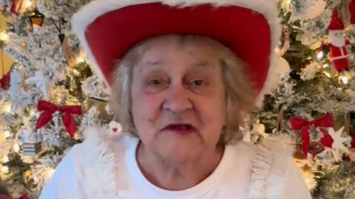 “Amo i miei nipoti ma non li voglio a Natale, ecco perché”: la confessione di questa nonna americana spiazza tutti