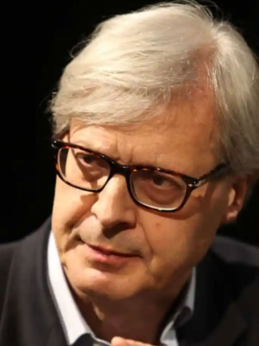 Vittorio Sgarbi parla della malattia: come sta dopo il tumore