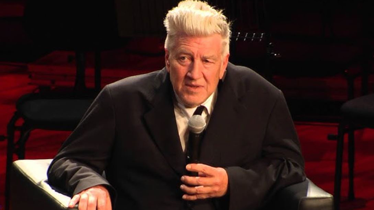 Addio per sempre a David Lynch, il visionario creatore di “Twin Peaks” e “Strade perdute”