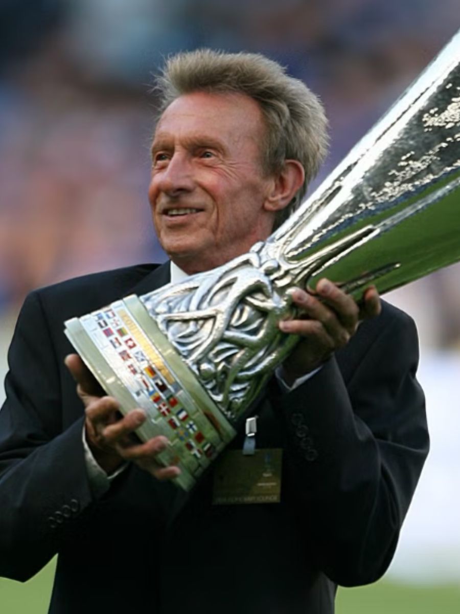 Denis Law è morto, addio alla leggenda ed ex pallone d'oro