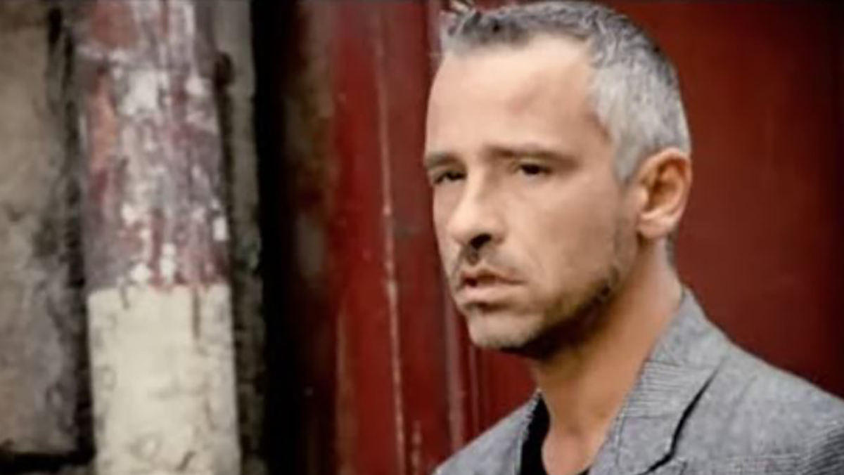 “Già mi manchi”: Eros Ramazzotti in lutto, il commovente annuncio social