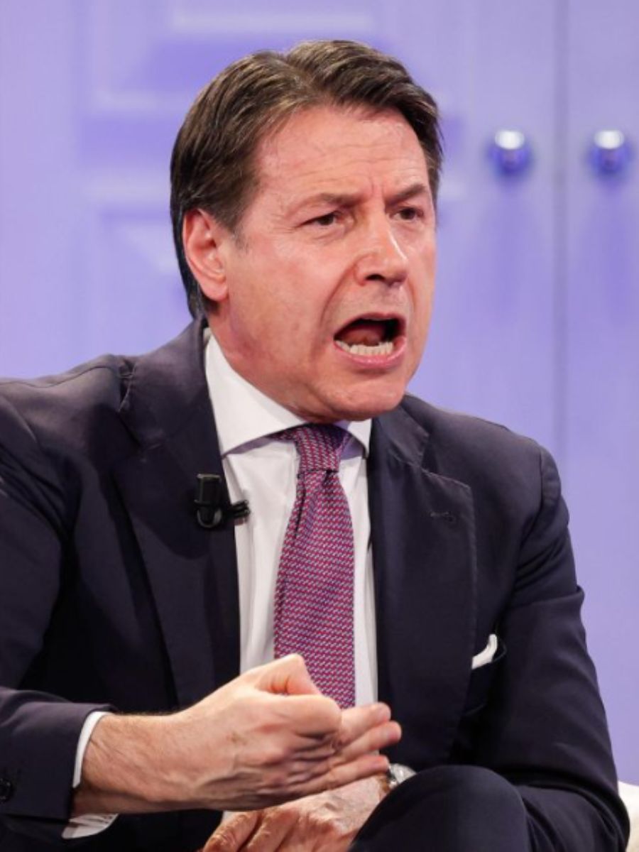 "Cinque minuti", Giuseppe Conte su tutte le furie da Vespa