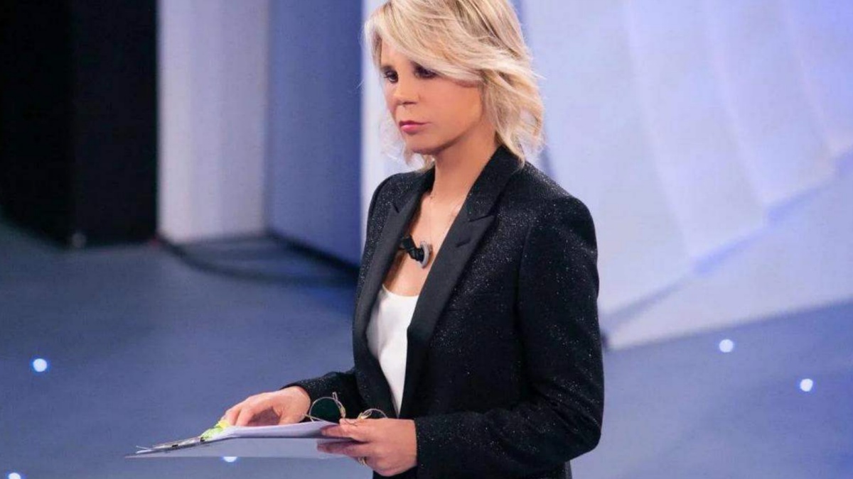 Maria De Filippi, ospiti importanti a “C’è posta per te”: nessuno se lo aspettava