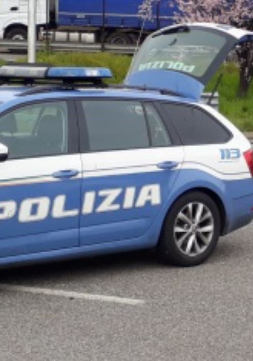 Incidente sulla A1, scontro tra camion