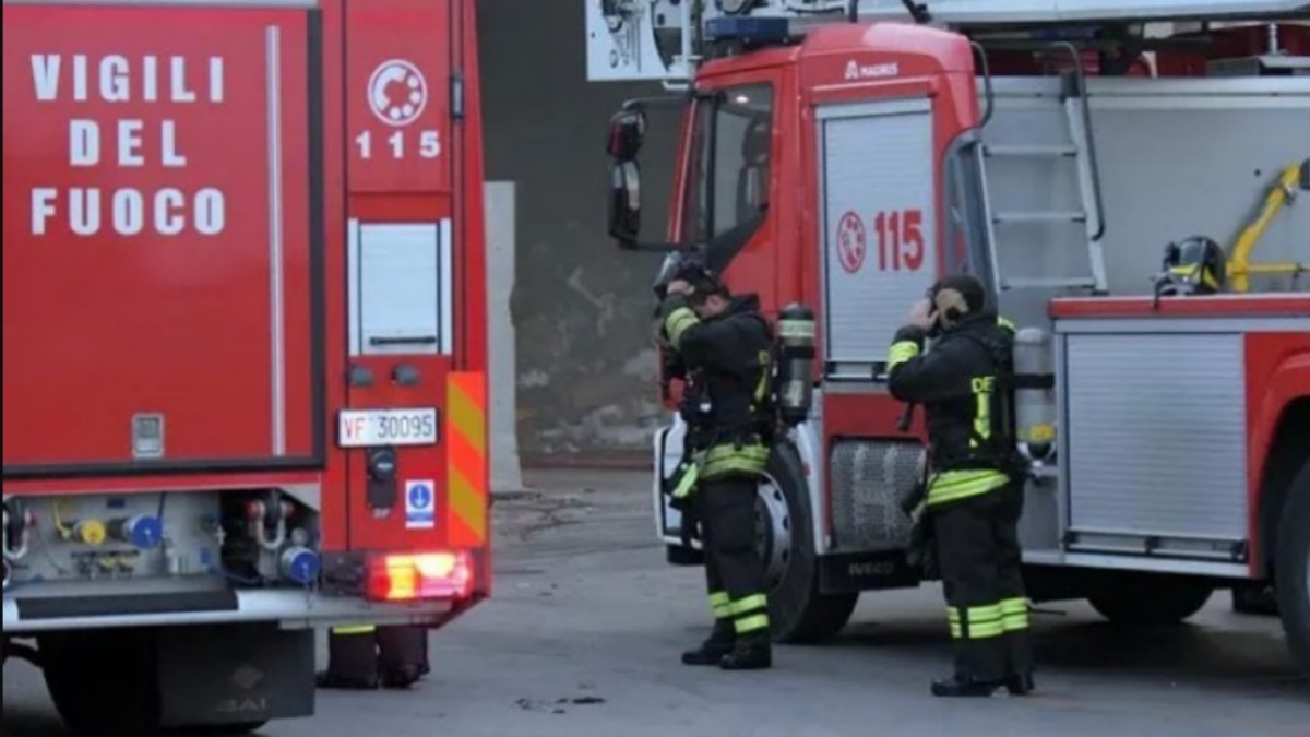 Incendio a scuola in Italia: panico tra gli studenti