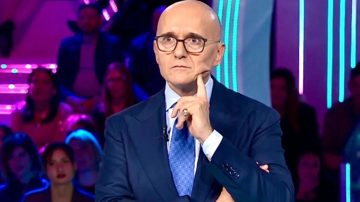 “Grande Fratello”, il colpo di scena clamoroso sul concorrente: cosa si è scoperto