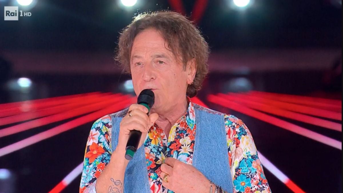 Bruno, chi è l’artista che sale sul palco di “The Voice Senior” e incanta tutti