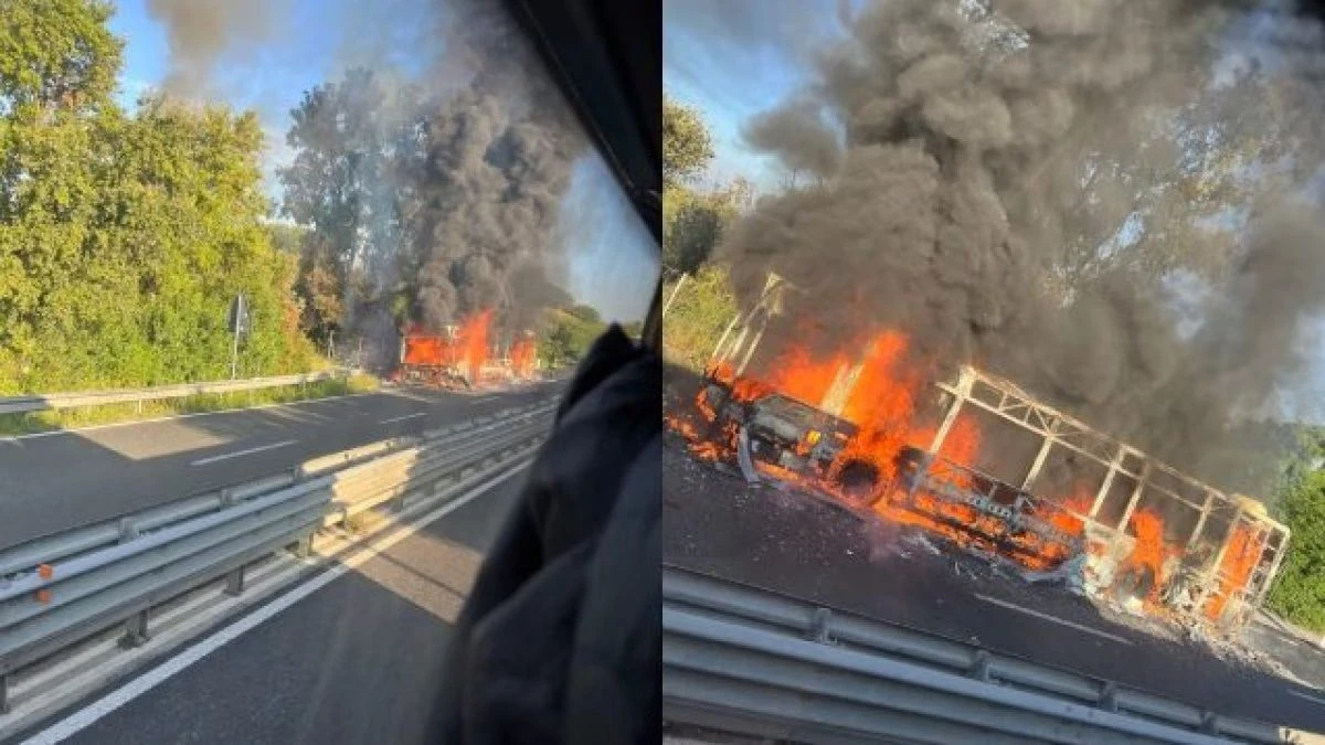 Autobus prende fuoco sulla statale: fiamme altissime e traffico in tilt Autobus prende fuoco sulla statale: fiamme altissime e traffico in tilt