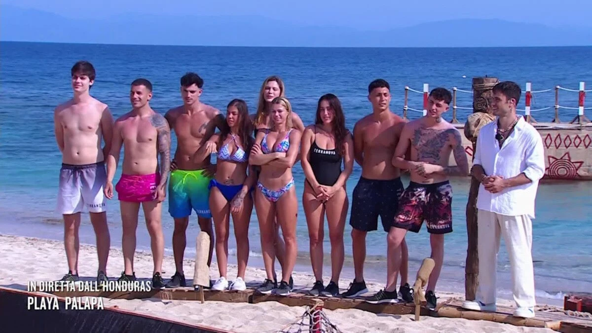 l isola dei famosi addio clamoroso del naufrago cos è successo da Tvzap.it l isola dei famosi addio clamoroso del naufrago cos è successo
