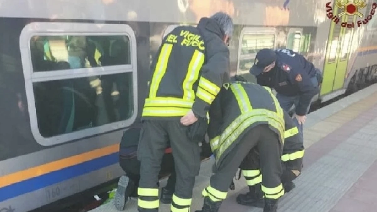 Tragedia ferroviaria in Italia, ci sono morti: cos’è successo Tragedia ferroviaria in Italia, ci sono morti: cos’è successo