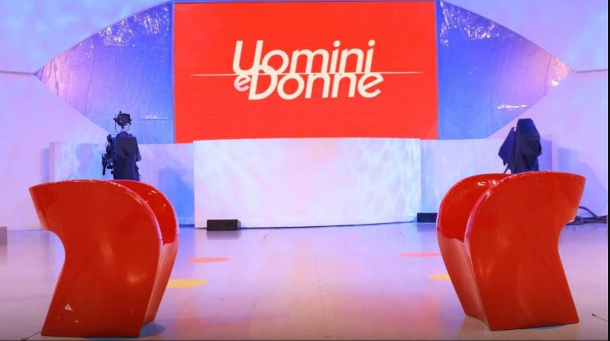 uomini e donne il tronista più discusso ha fatto la sua scelta quando lo vedremo