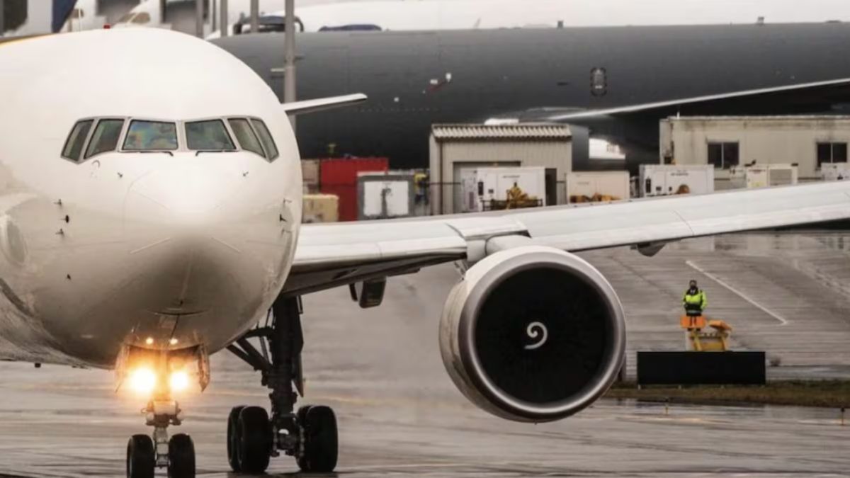 Allarme sul volo Ryanair, panico e passeggeri bloccati: cos’è successo Allarme sul volo Ryanair, panico e passeggeri bloccati: cos’è successo