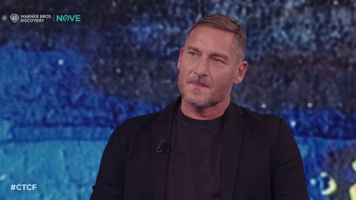 “Che tempo che fa”, bufera su Francesco Totti: le parole su Noemi scatenano il putiferio “Che tempo che fa”, bufera su Francesco Totti: le parole su Noemi scatenano il putiferio