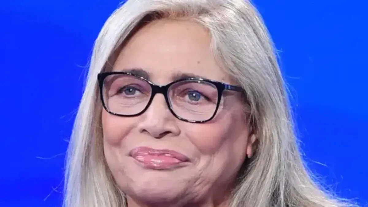 “Domenica In”, sorpresa per Mara Venier che non trattiene le lacrime: “È stato difficile…” “Domenica In”, sorpresa per Mara Venier che non trattiene le lacrime: “È stato difficile…”