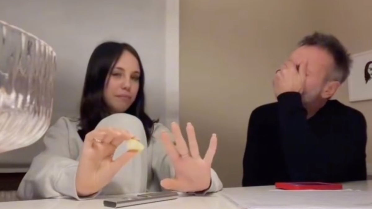 Nek, la figlia annuncia il primo fidanzato ma lui non la prende bene: la reazione spiazza (VIDEO) Nek, la figlia annuncia il primo fidanzato ma lui non la prende bene: la reazione spiazza (VIDEO)