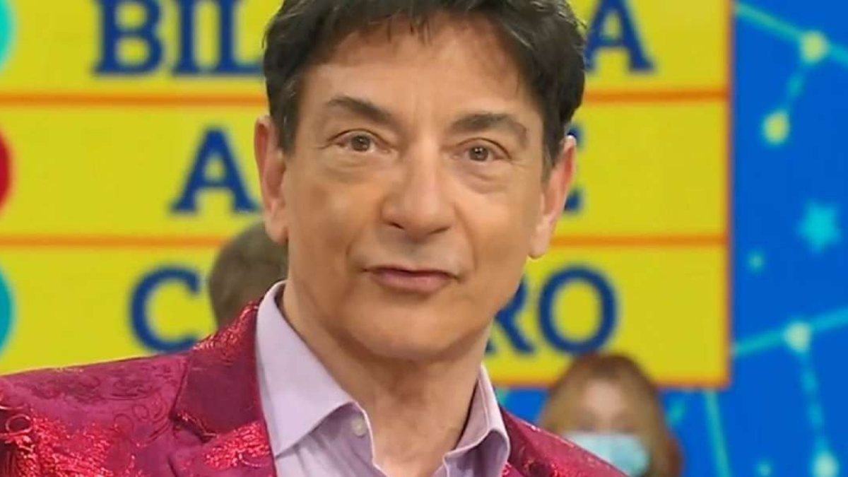 paolo fox l oroscopo del weekend le previsioni per tutti i segni da Tvzap.it paolo fox l oroscopo del weekend le previsioni per tutti i segni