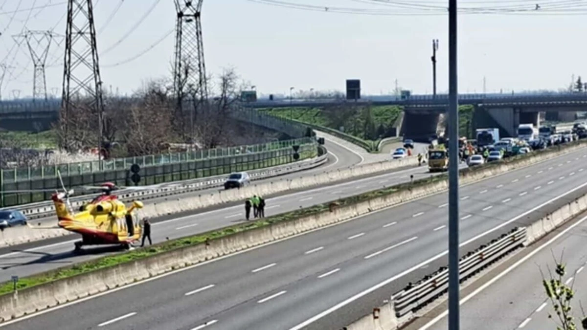 Contromano in autostrada, tragedia in Italia: ci sono morti e feriti Contromano in autostrada, tragedia in Italia: ci sono morti e feriti