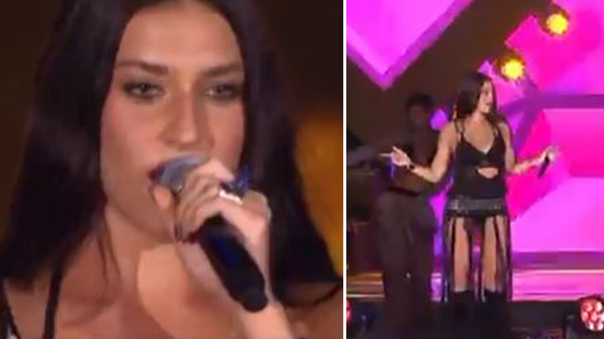 Radio Italia Live, imprevisto sul palco per Gaia: è successo di tutto (VIDEO) Radio Italia Live, imprevisto sul palco per Gaia: è successo di tutto (VIDEO)