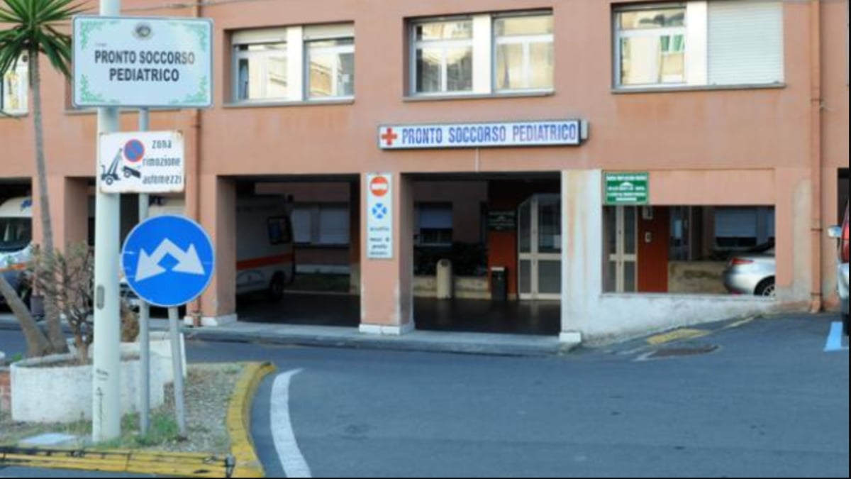 Mamma e figlia neonata giù dal balcone di casa: la terribile scoperta dopo il parto Mamma e figlia neonata giù dal balcone di casa: la terribile scoperta dopo il parto