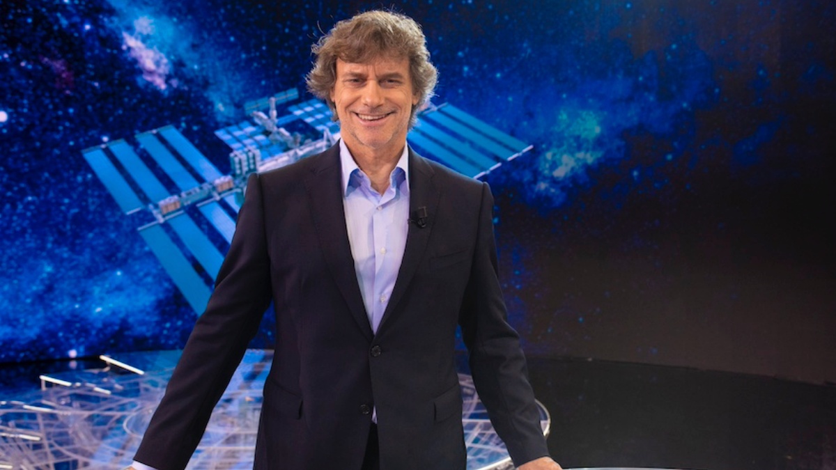 Alberto Angela, stasera su Rai 1 riparte “Noos”, svelato il primo ospite: le anticipazioni Alberto Angela, stasera su Rai 1 riparte “Noos”, svelato il primo ospite: le anticipazioni
