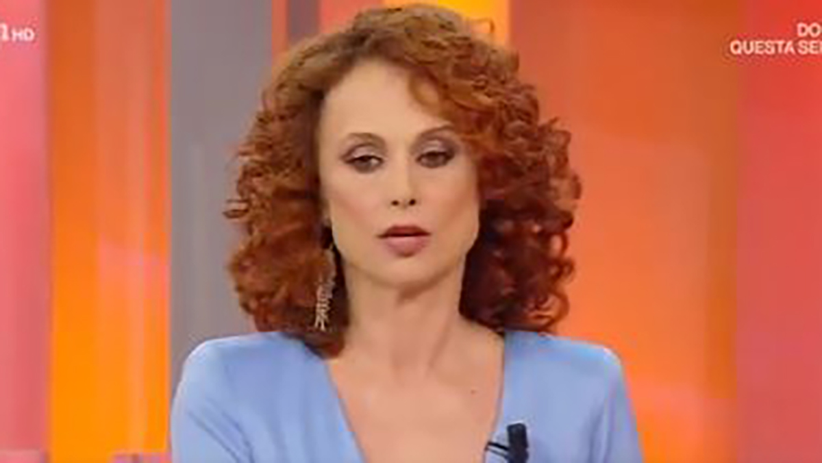 Beatrice Luzzi torna sulle ostilità con Signorini: la confessione a “La volta buona” Beatrice Luzzi torna sulle ostilità con Signorini: la confessione a “La volta buona”