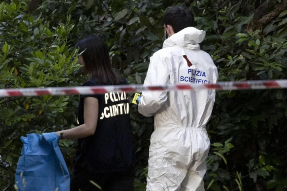 bimba trovata morta nel parco