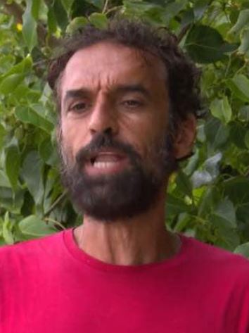 Isola dei Famosi, Dino Giarrusso si scaglia contro il reality: “Scelta indegna”