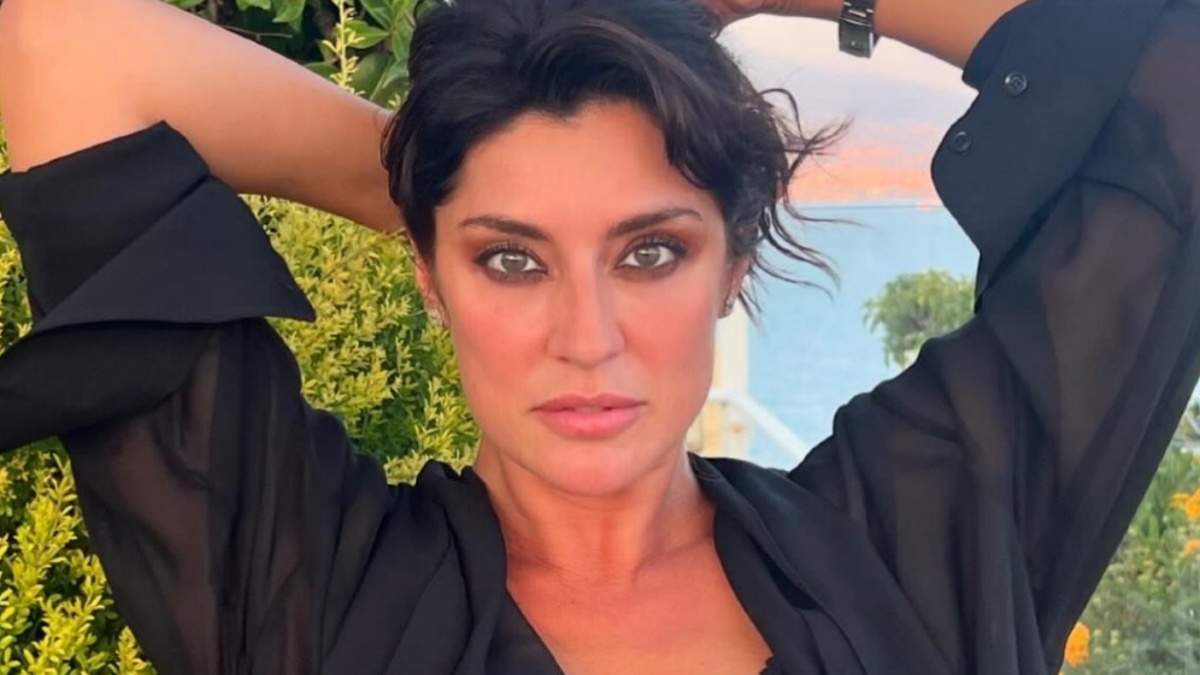 elisa isoardi ritrova l8217amore tra i profumi della costiera chi 232 il nuovo compagno della conduttrice