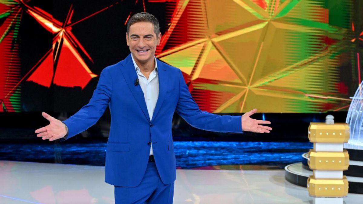 “Chi può batterci?”, Liorni schiera 5 vip: chi vedremo stasera “Chi può batterci?”, Liorni schiera 5 vip: chi vedremo stasera