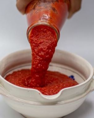 Passata di pomodoro, la classifica delle migliori secondo Altroconsumo: in vetta due marchi