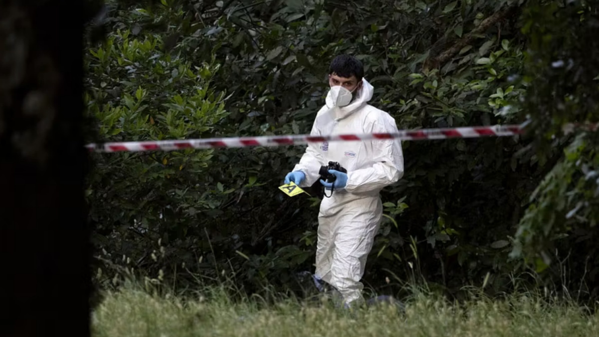 La donna nel sacco e la bambina di sei mesi, tutte le ipotesi dei macabri ritrovamenti La donna nel sacco e la bambina di sei mesi, tutte le ipotesi dei macabri ritrovamenti