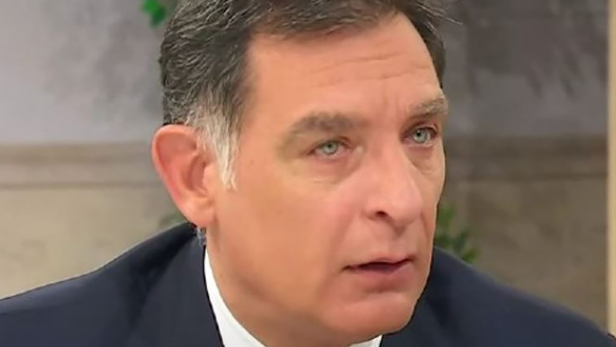 i fatti vostri svolta clamorosa il nuovo conduttore prende il posto di timperi ma c8217232 un problema