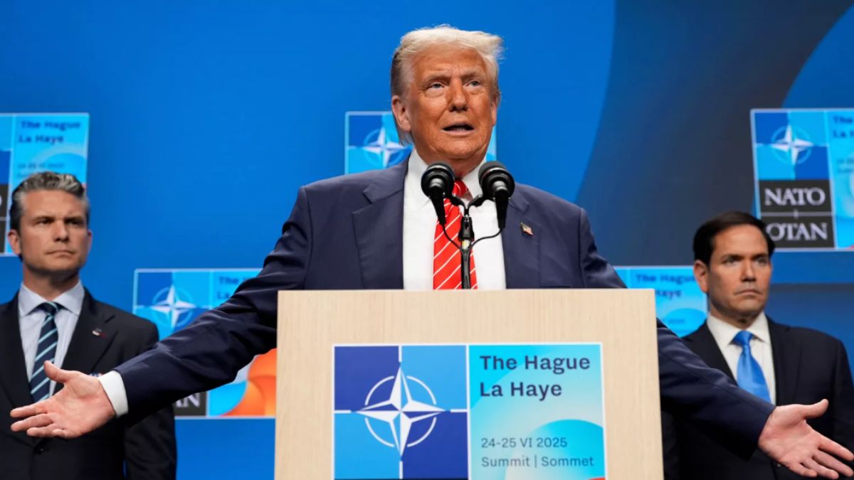Trump, la battuta al consiglio Nato gela i presenti: “Per altri 4 anni state tranquilli, poi…” Trump, la battuta al consiglio Nato gela i presenti: “Per altri 4 anni state tranquilli, poi…”