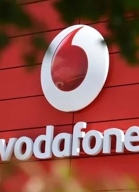 Vodafone down in Italia, problemi con internet e rete telefonica: cosa succede