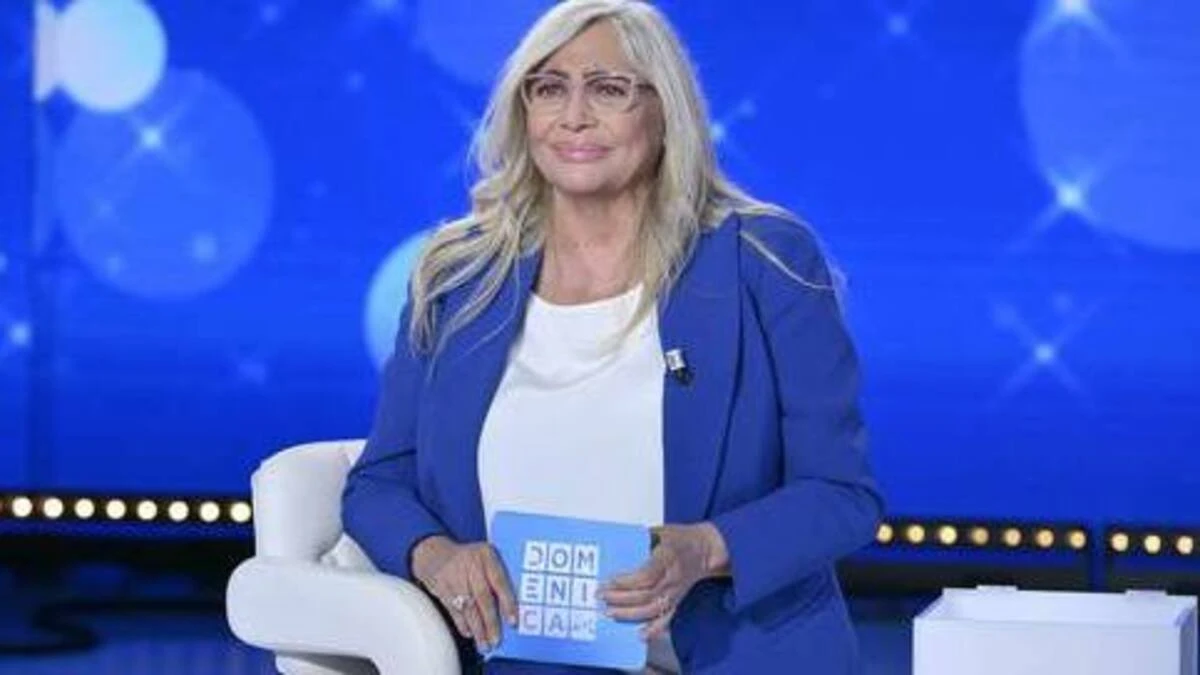 Domenica In, futuro incerto per Mara Venier: Mediaset osserva interessata Domenica In, futuro incerto per Mara Venier: Mediaset osserva interessata