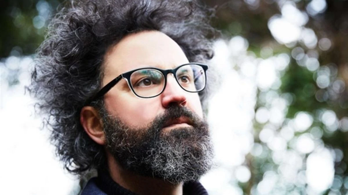 Simone Cristicchi sta male, haters scatenati contro di lui: parole terribili Simone Cristicchi sta male, haters scatenati contro di lui: parole terribili