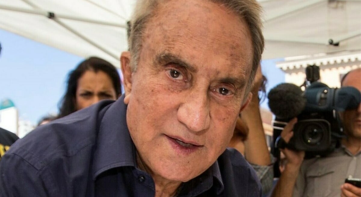 come vivo oggi emilio fede l8217annuncio fa piangere gli italiani