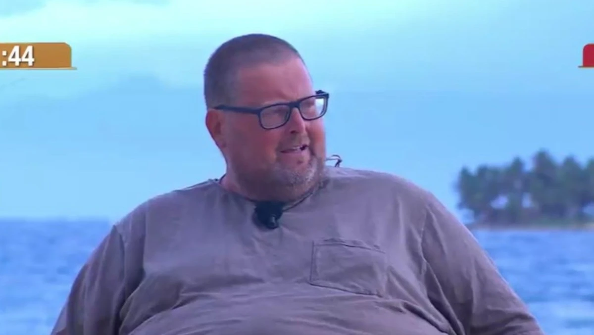 Mario Adinolfi rompe il silenzio dopo il ricovero: come sta Mario Adinolfi rompe il silenzio dopo il ricovero: come sta