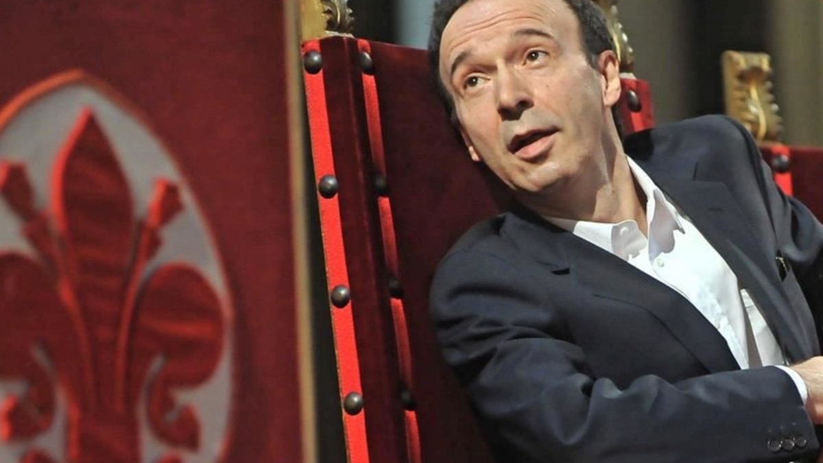 Palinsesti, torna Roberto Benigni su Rai 1: già deciso il tema della prima serata Palinsesti, torna Roberto Benigni su Rai 1: già deciso il tema della prima serata