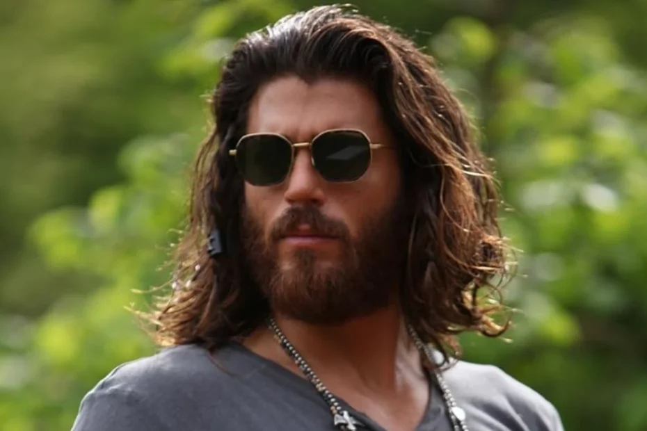 No di Can Yaman a "Viola come il mare 3": ecco i motivi del gran rifiuto. I rumors sempre più insistenti hanno trovato conferma.