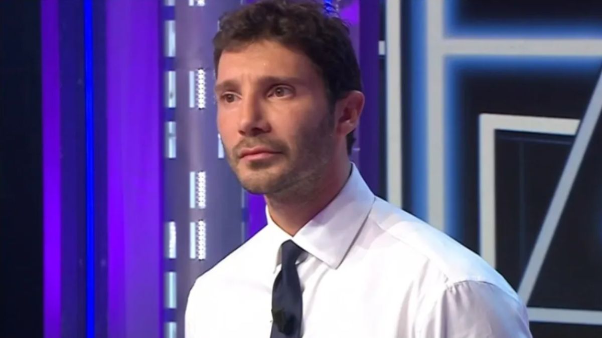 “C’erano tante incertezze”. Stefano De Martino, non si era mai saputo prima d’ora “C’erano tante incertezze”. Stefano De Martino, non si era mai saputo prima d’ora