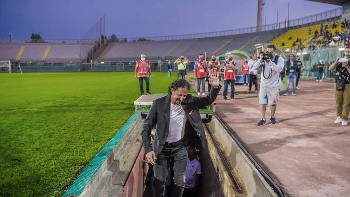 Dramma per l’ex bomber di Serie A: “Mi hanno scoperto un ospite sgradito” Dramma per l’ex bomber di Serie A: “Mi hanno scoperto un ospite sgradito”
