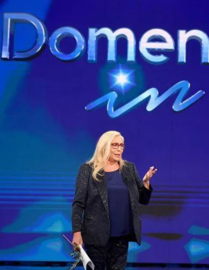 Mara Venier, futuro incerto a Domenica In. Cosa succede
