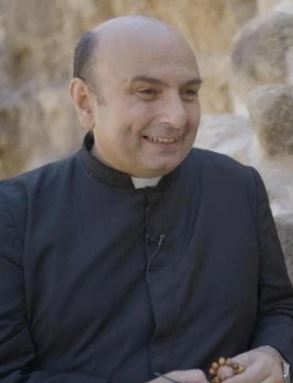 Attacco alla chiesa, ci sono morti e feriti: colpito anche padre Romanelli