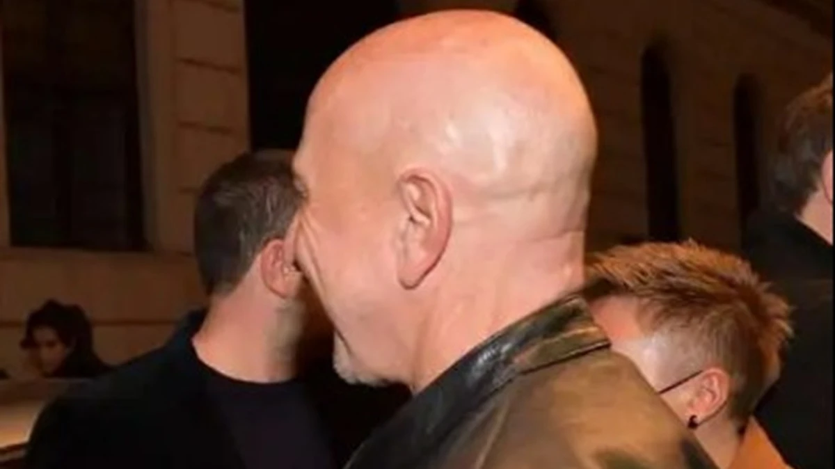 L’attore italiano rivela: “Così mi sono accorto del tumore”. I sintomi sospetti L’attore italiano rivela: “Così mi sono accorto del tumore”. I sintomi sospetti