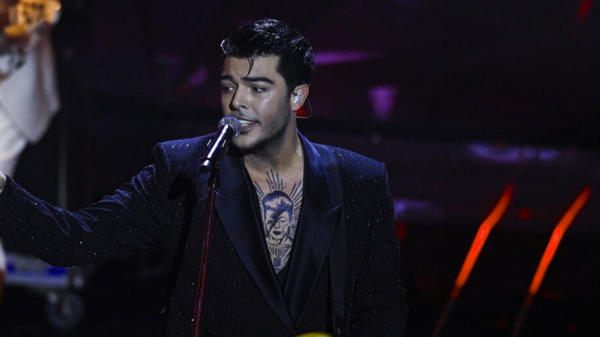 Terribile lutto per Stash dei The Kolors: l’annuncio è un colpo al cuore Terribile lutto per Stash dei The Kolors: l’annuncio è un colpo al cuore