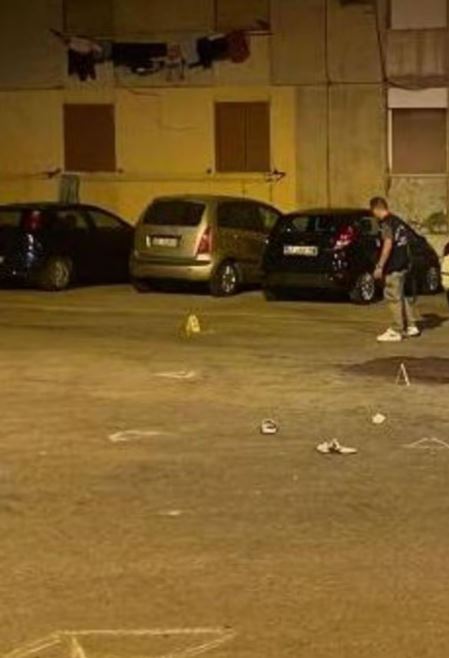 Sparatoria a Taranto