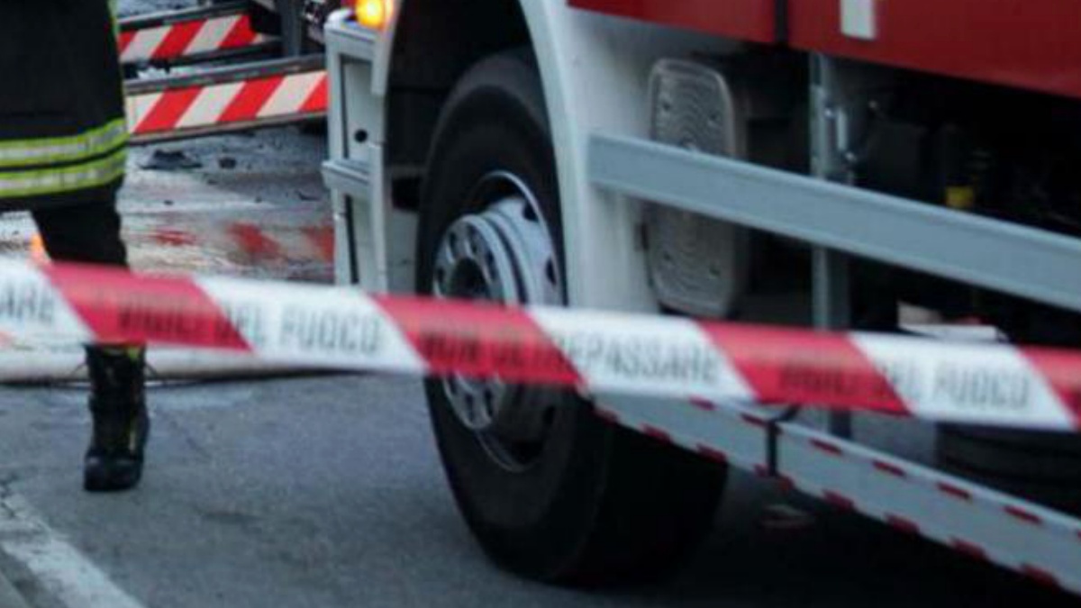 Crolla palazzina in Italia, si cercano dispersi